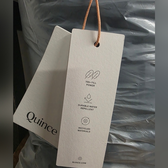 Quince SEALED! NWT! Responsible Down Long Puffer Jacket in Black. Sz Md. R2S!! - Picture 16 of 16